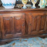 Grand Buffet Antique Du 17ème Siècle En Noyer Du Nord De l'Italie