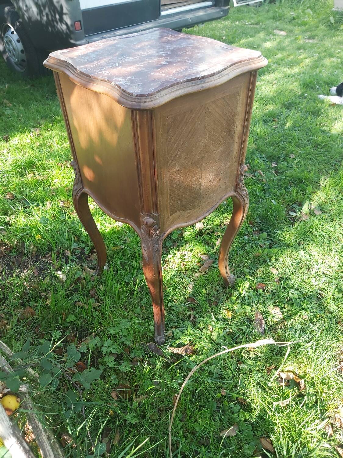 Bedside table, nightstand