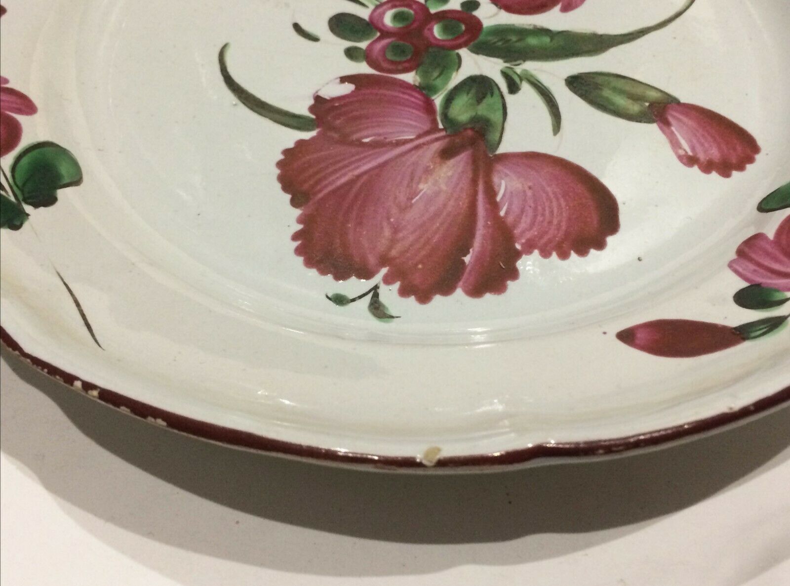 Eastern earthenware plate the Islettes flower bouquet decoration