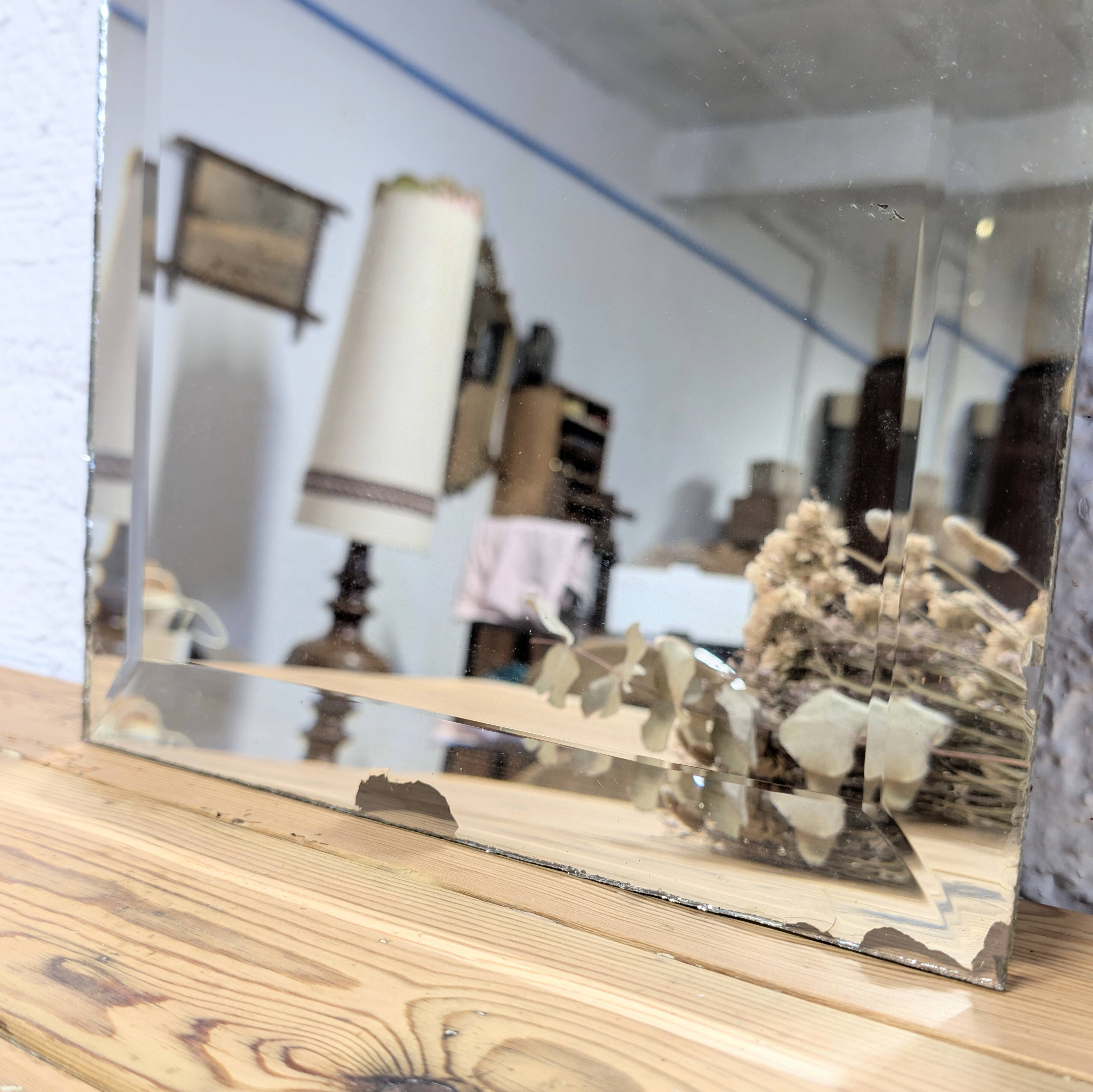 Bevelled mirror 57x35cm