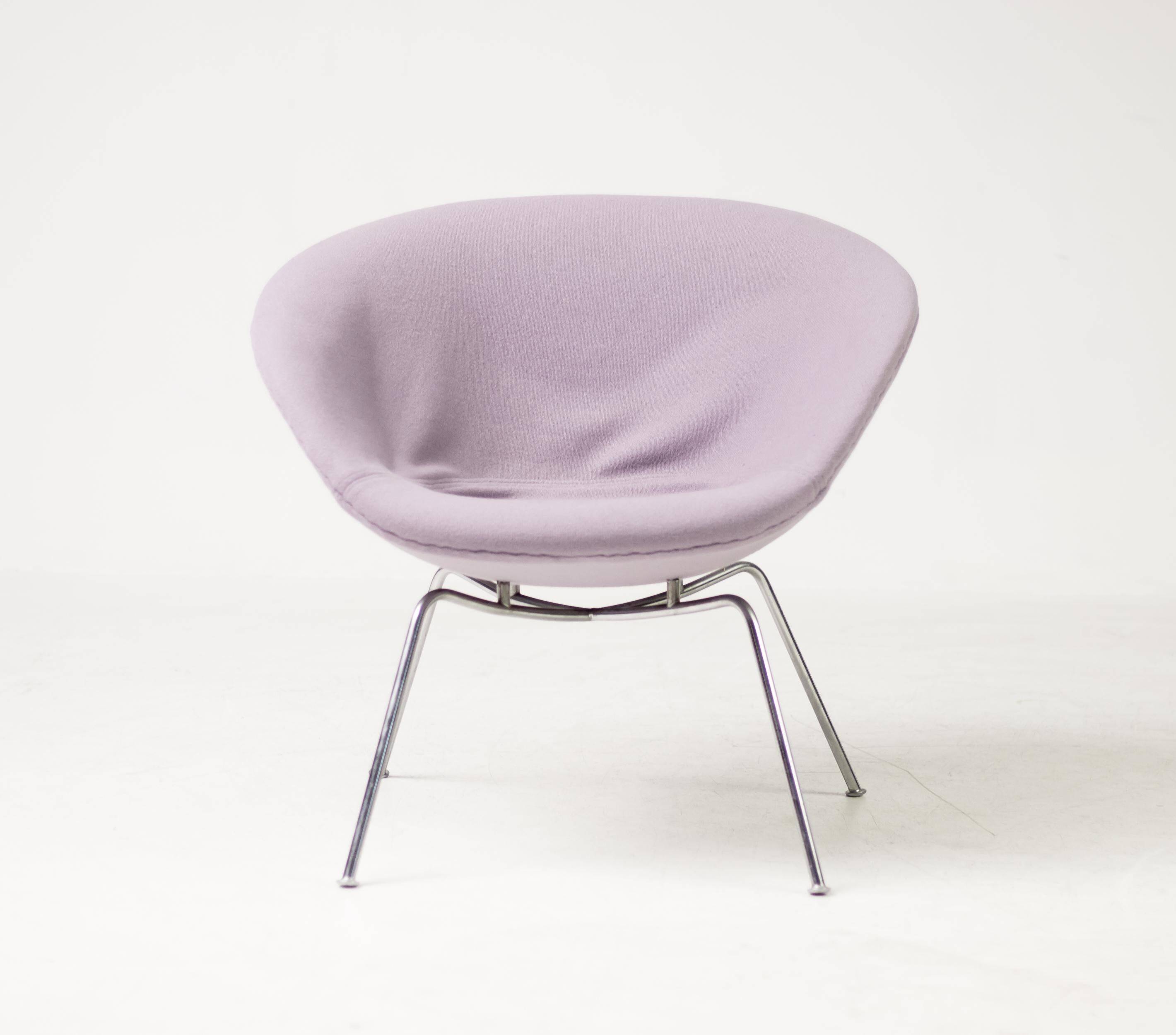 Original Pot chair from 1965 by Arne Jacobsen 3318