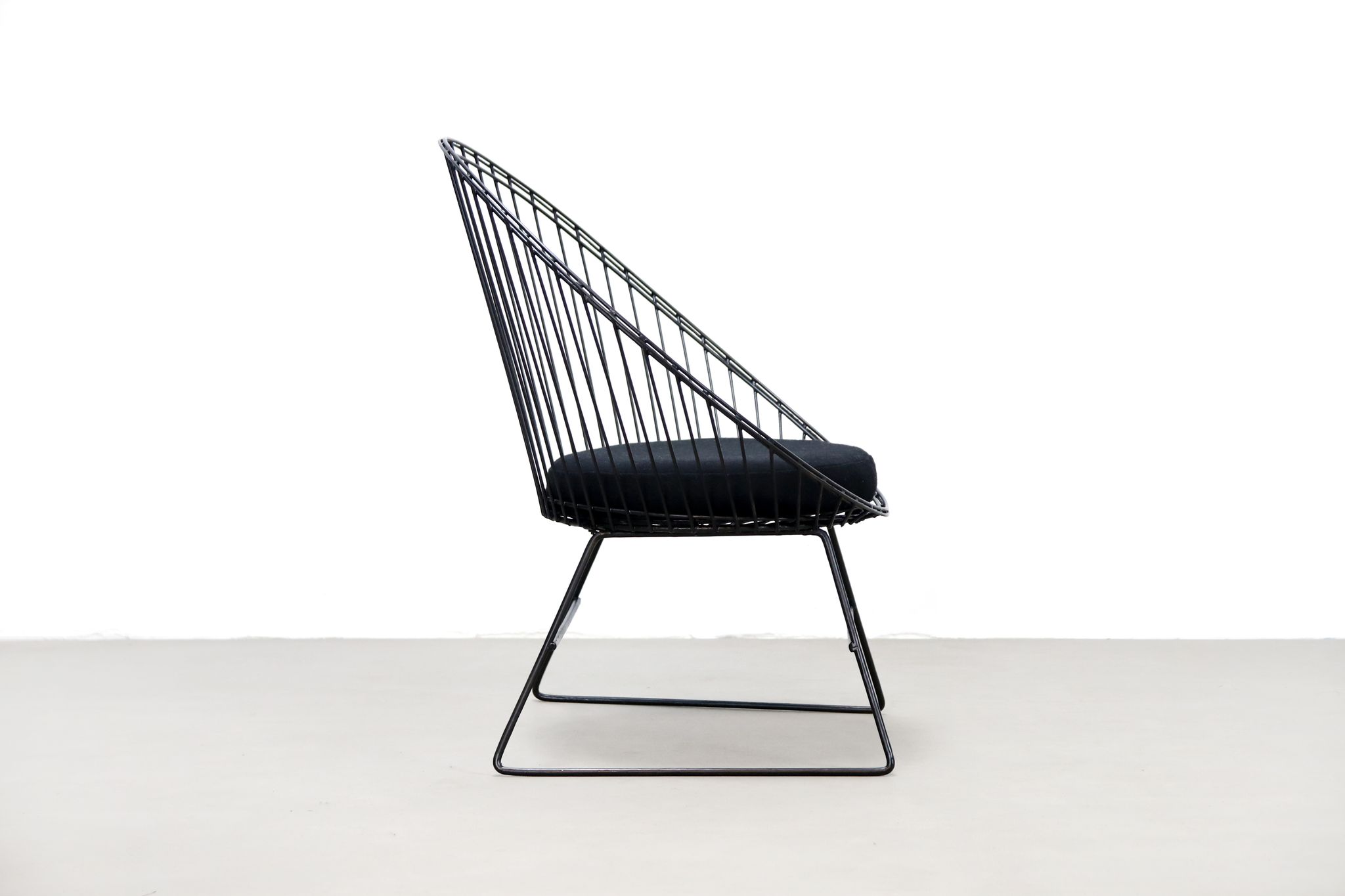 Dutch wire chair by C. Braakman and A. Dekker for Pastoe and Tomado