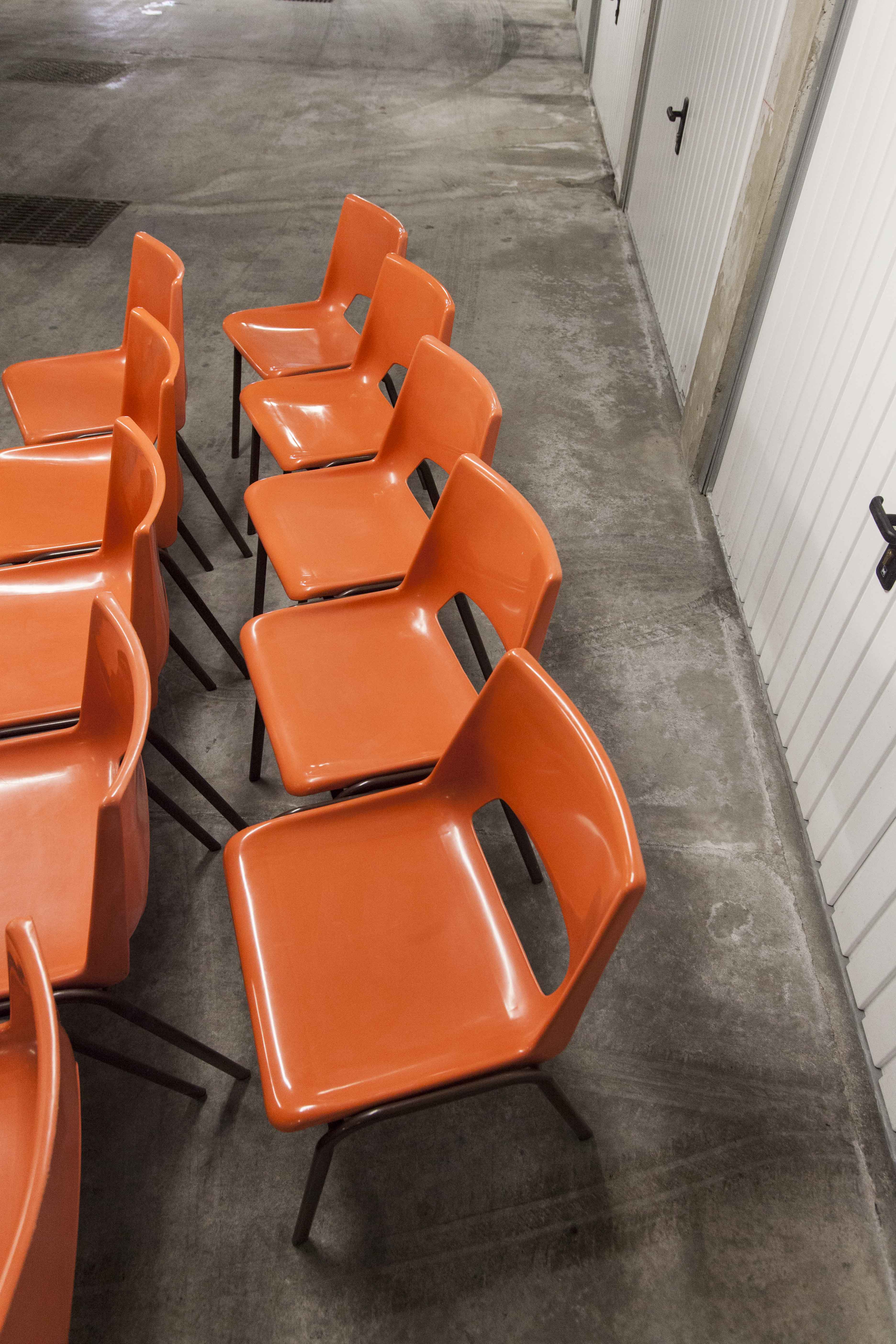 Set of 17 vintage orange chairs 1970
