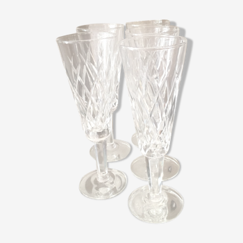 Suite of 5 crystal champagne flutes