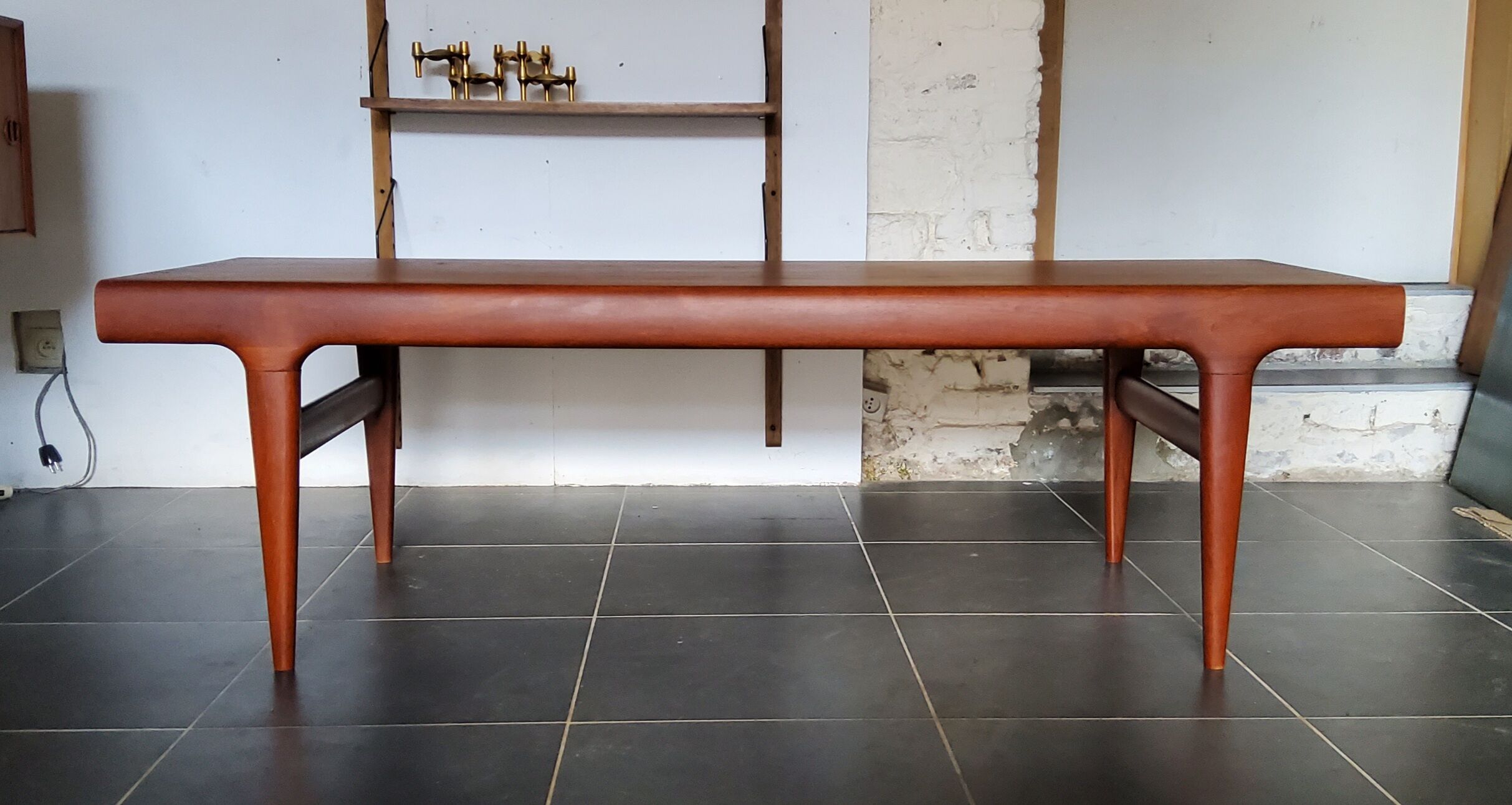 Johannes Andersen teak coffee table for Uldum Møbelfabrik