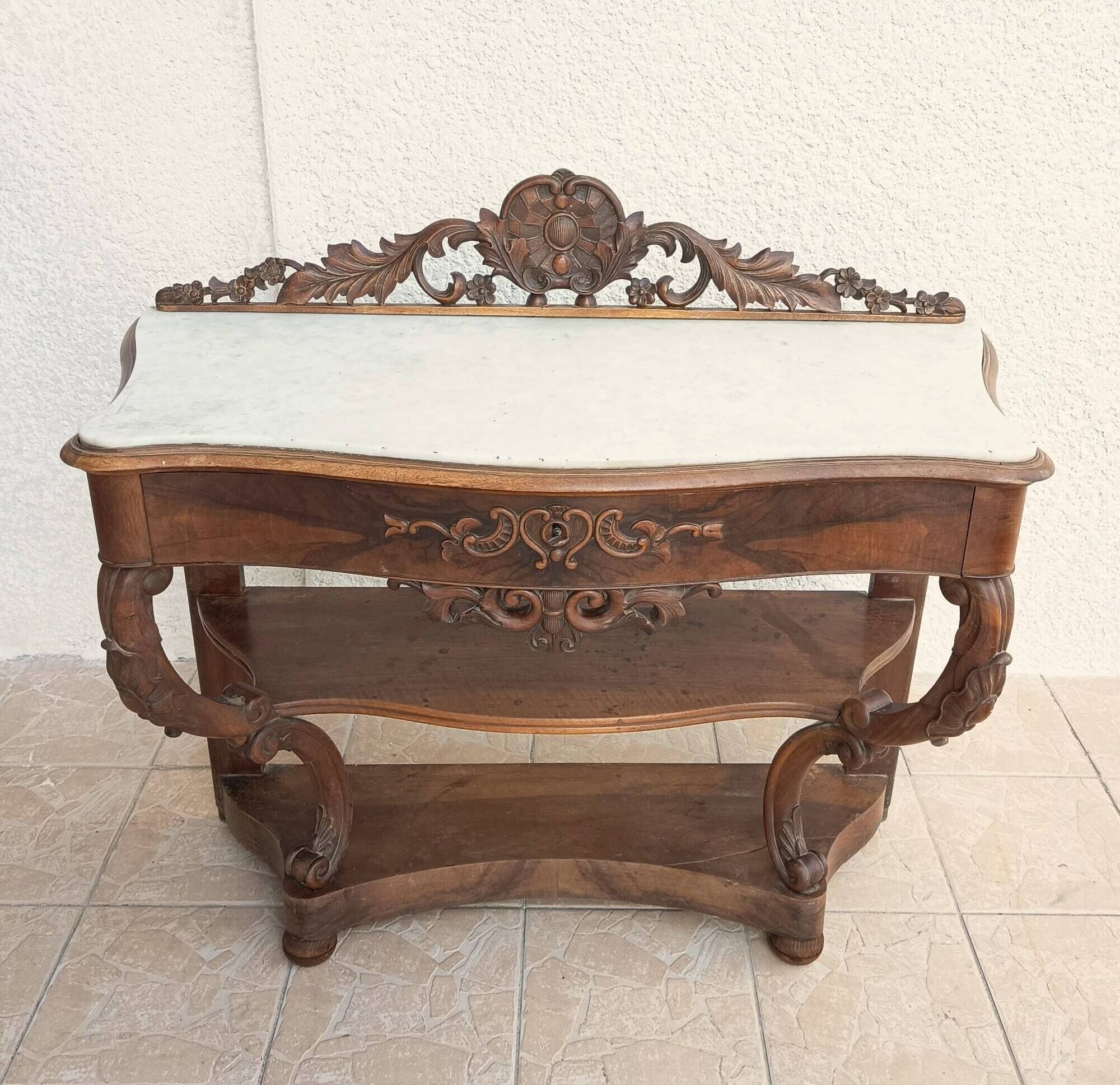 Console from the Napoleonic III era in walnut.