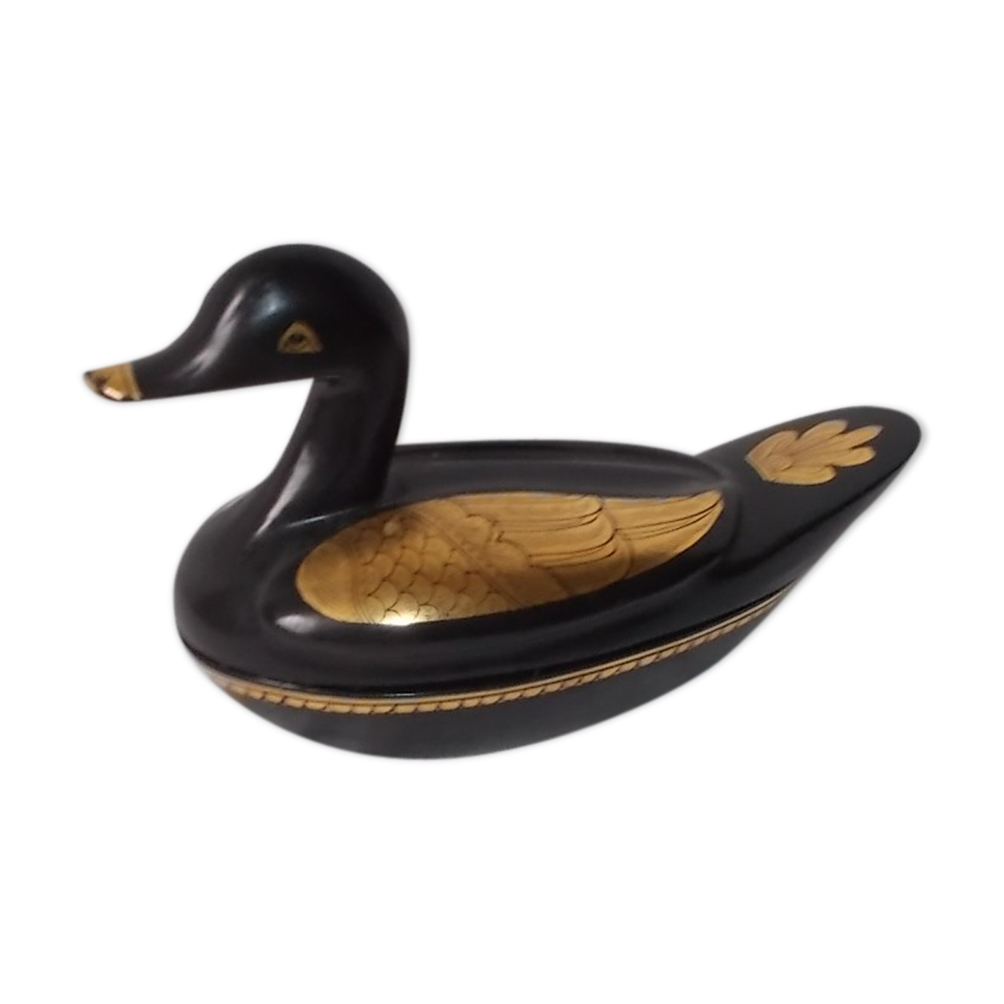 Duck box in black and golden lacquered wood