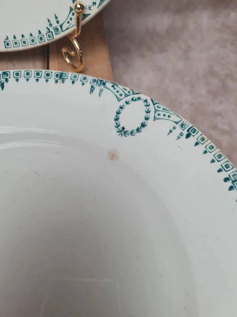 Set of 4 antique plates, Terre de fer Saint-Amand, green decoration.