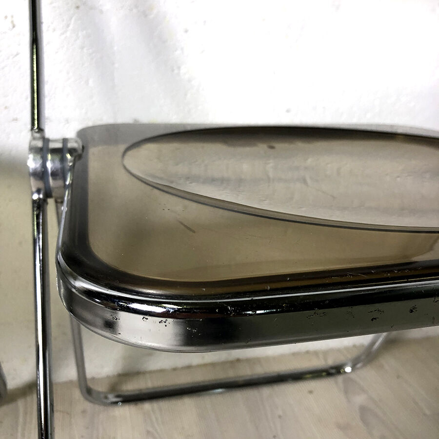 Pair of folding chairs model Plia by Giancarlo Piretti