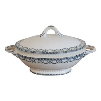 Directoire shaped tureen in Iron Earth Salins Garland Louis XVI