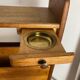 Porte-revues en bois avec repose verres