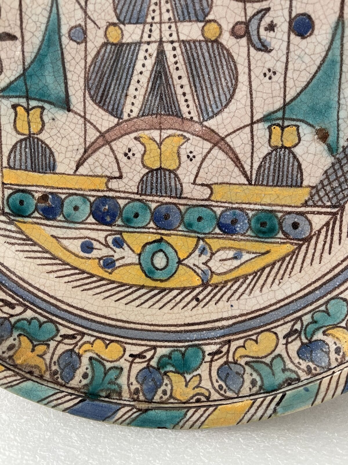 Morocco Fez flat polychrome cracked said Caravelle flamboyant eighteenth diameter 34 cm