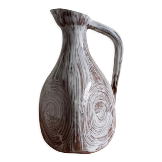 Accolay ceramic pitcher