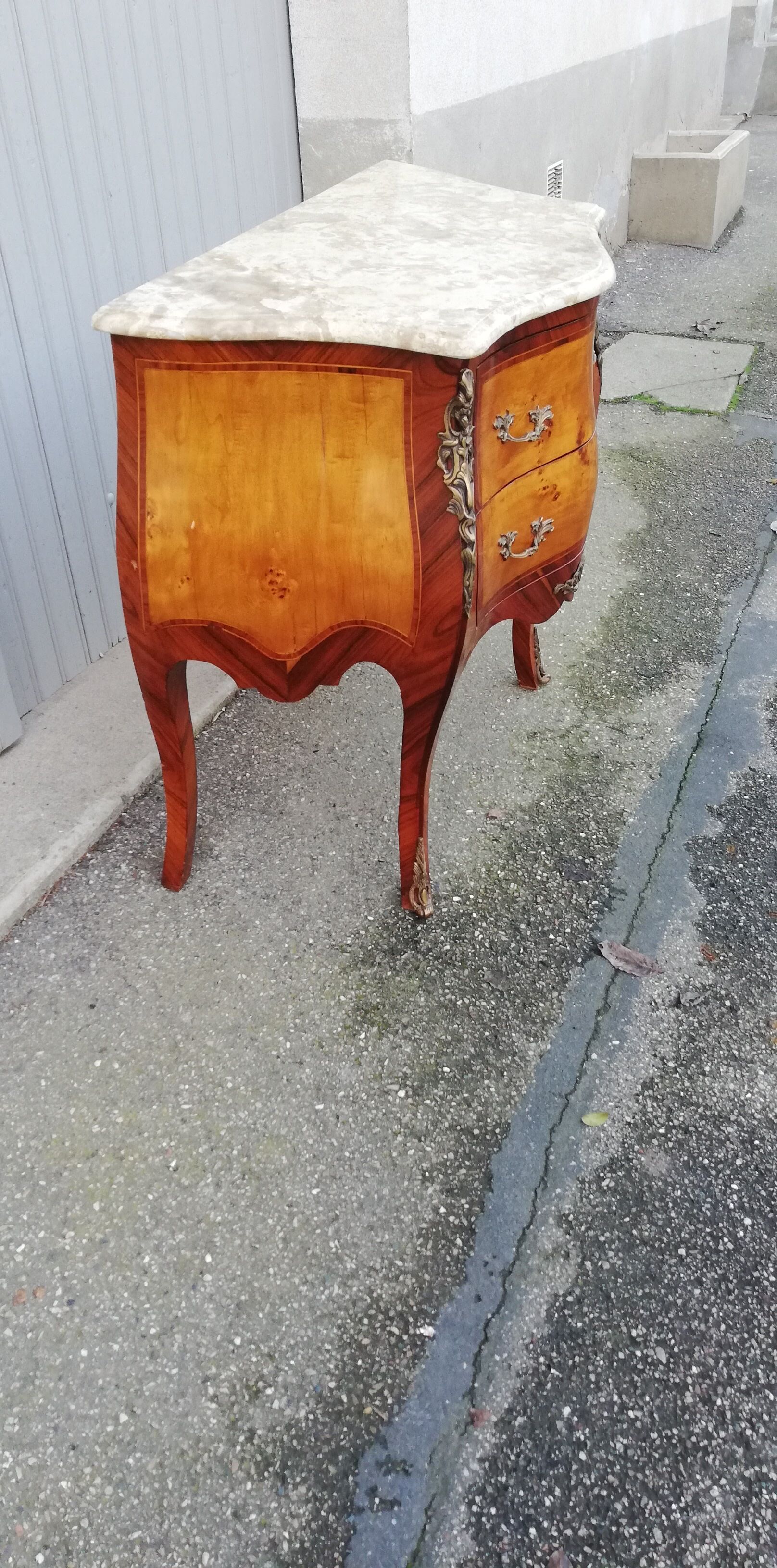 Louis XV style chest of drawers