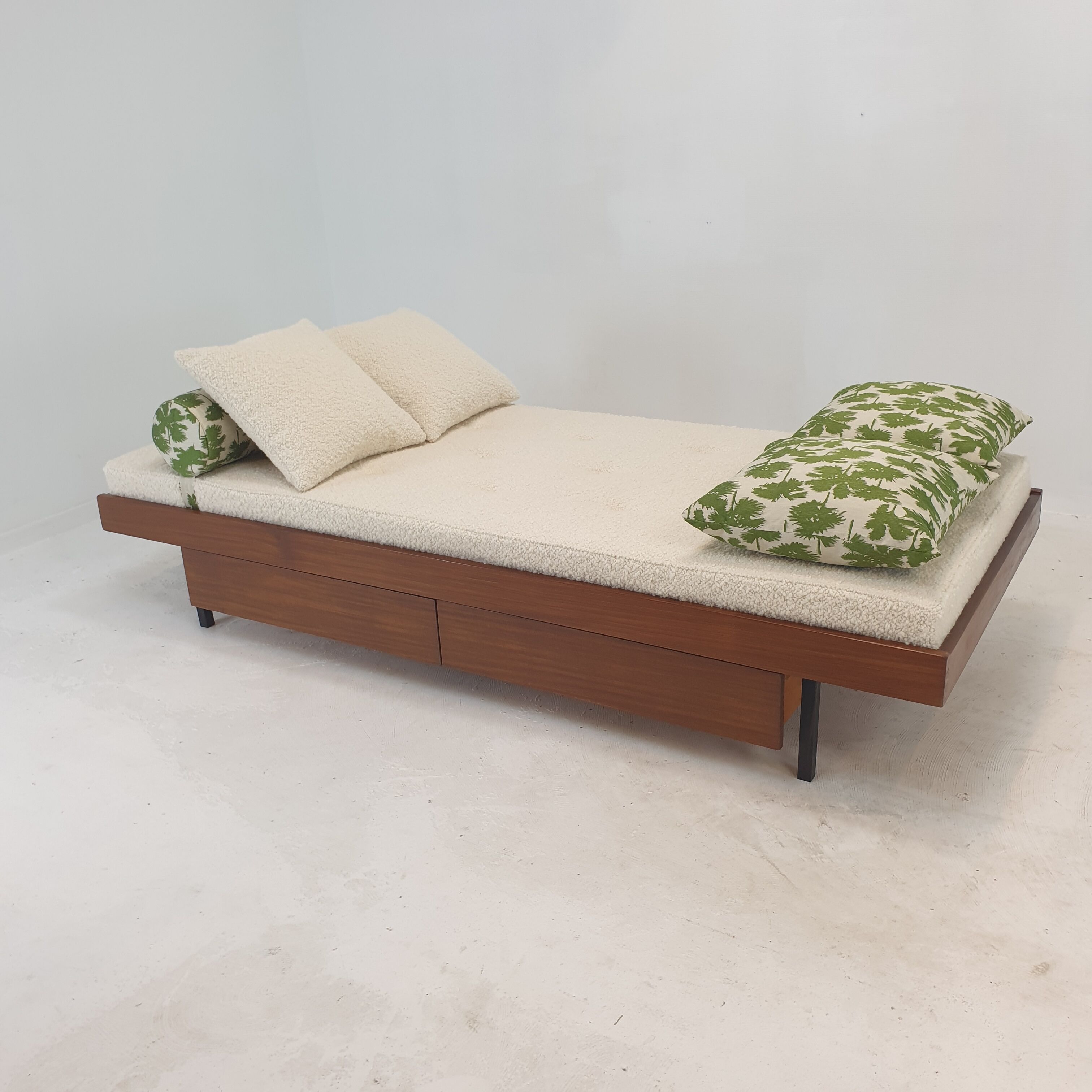 Daybed, 1960s