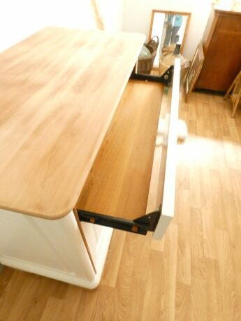 Buffet blanc et bois