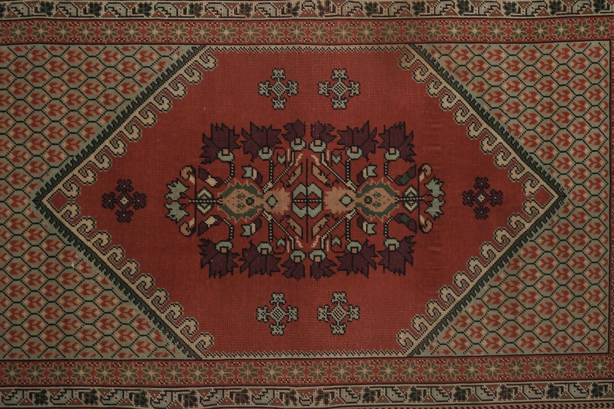 Vintage Turkish rug handmade 188x280 cm