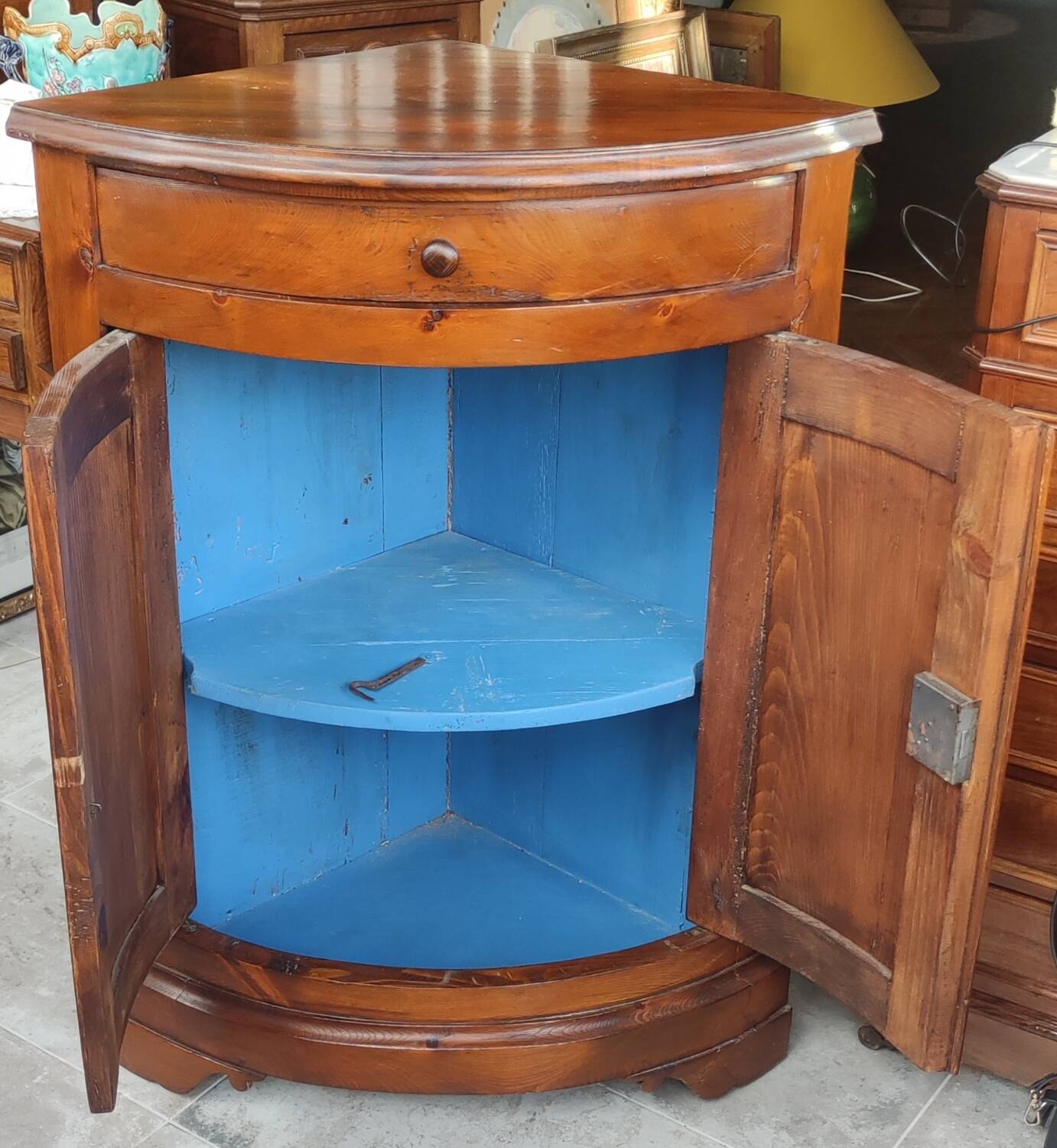 Old corner furniture/old corner