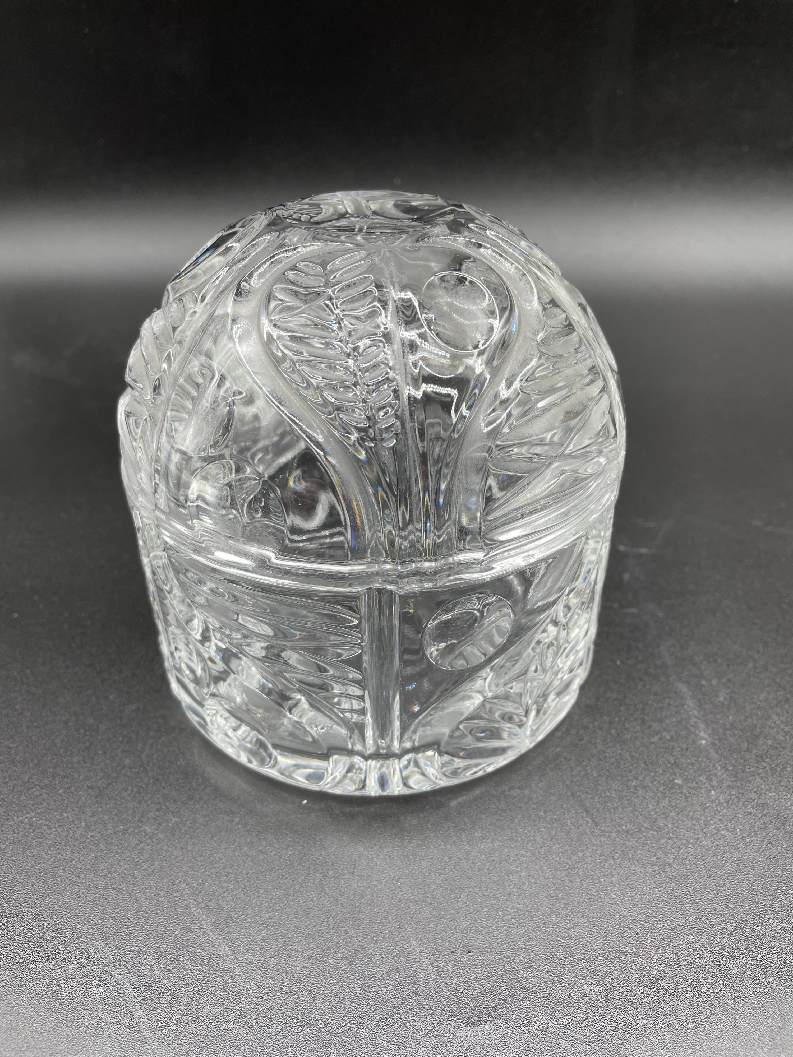 Bohemian crystal bonbonnière 24% PbO – Bohemia Czechoslovakia – Box
