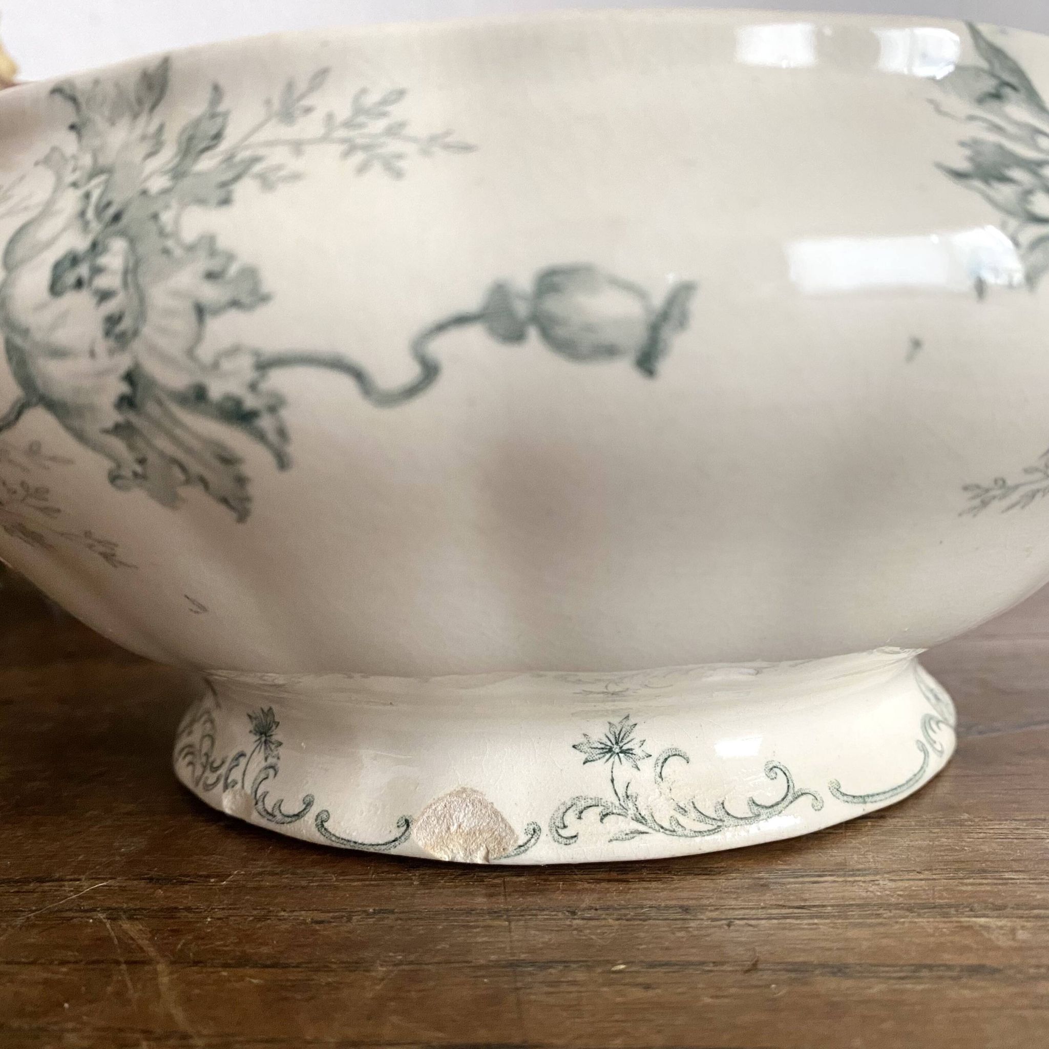 iron earth fruit bowl, old vegetable dish with poppies, Choisy le Roi