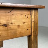 Table basse de ferme