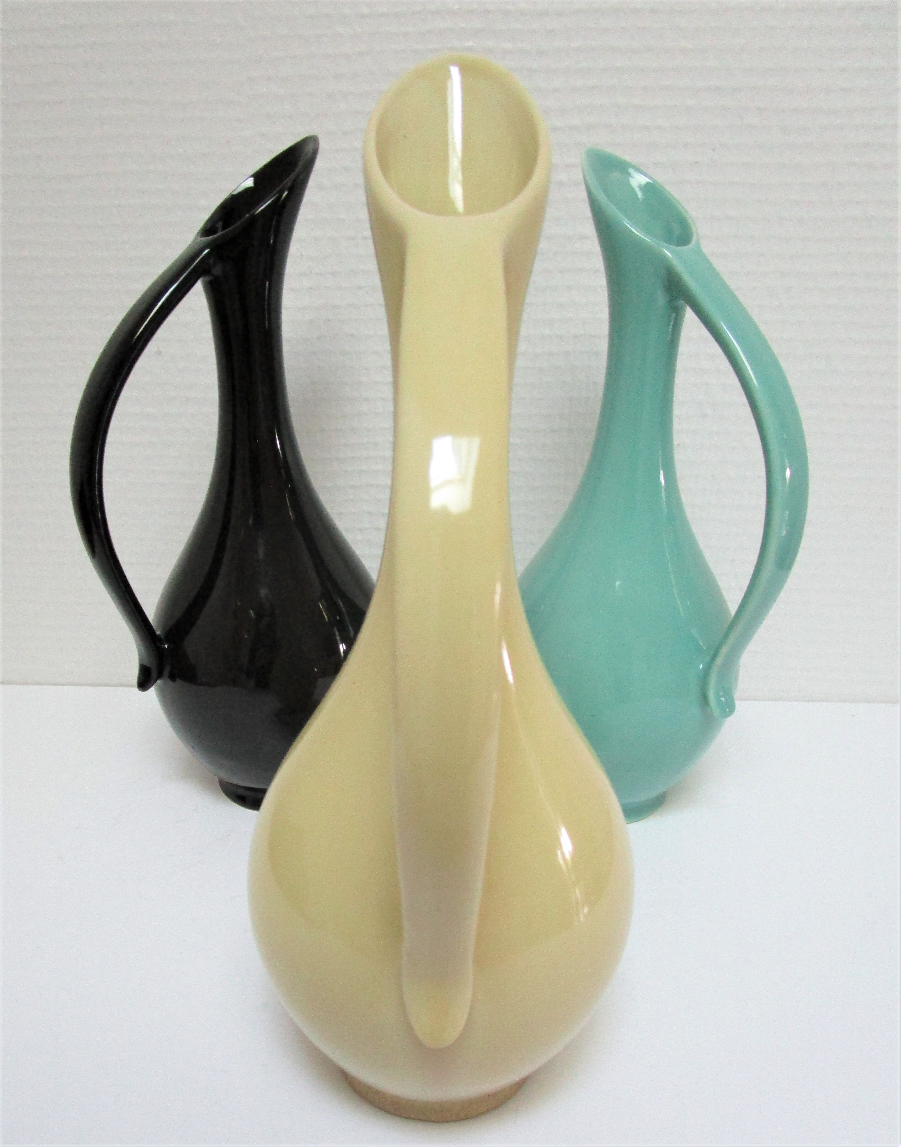 Three ceramic enamels design 60s soliflores black yellow green