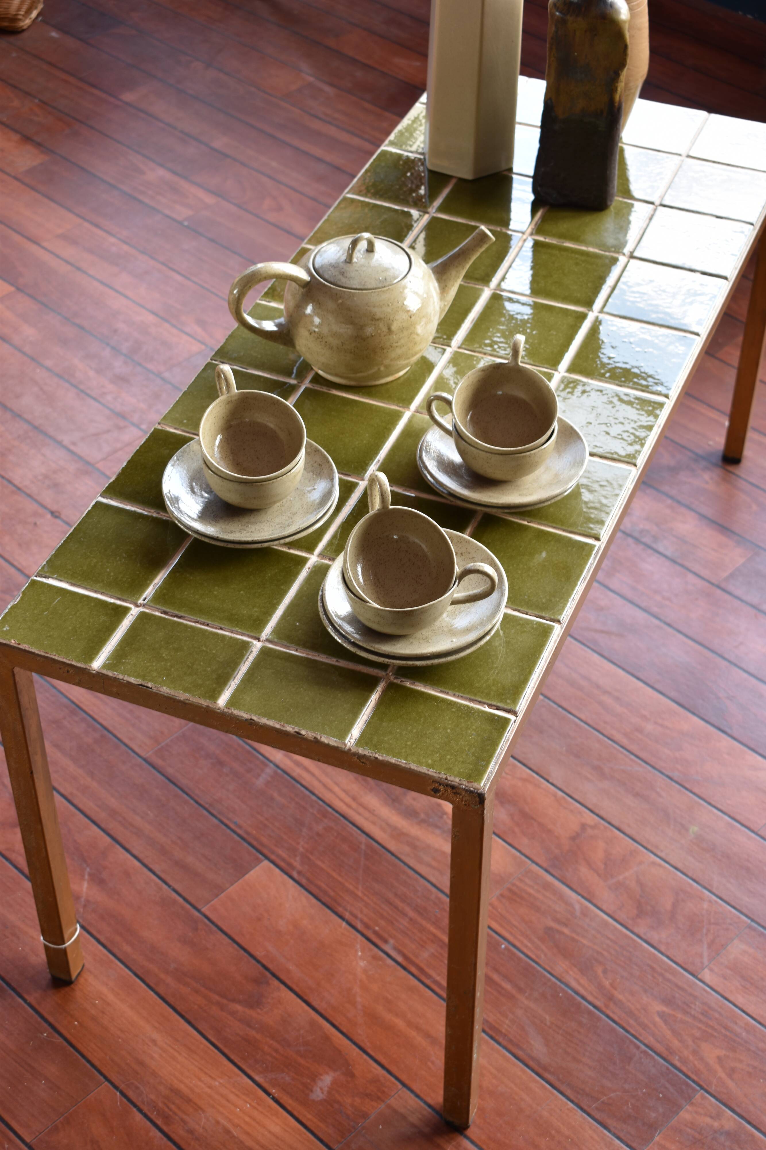 Vintage coffee table green tiles