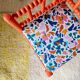 Chaise d'angle "Bobbin" revisitée – Orange Vitaminé & Floral Arty