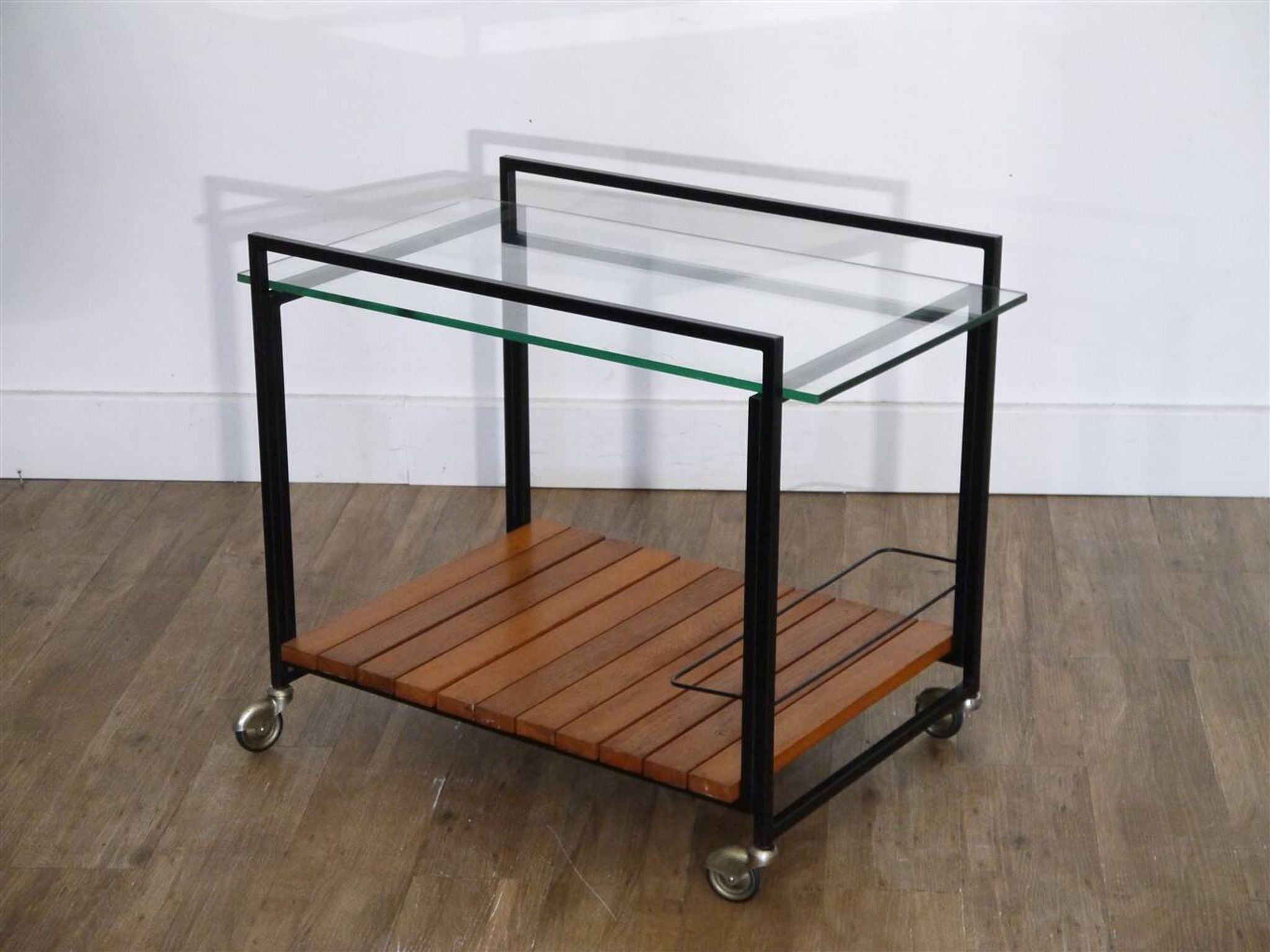 Desserte moderniste en metal, bois et verre 1960