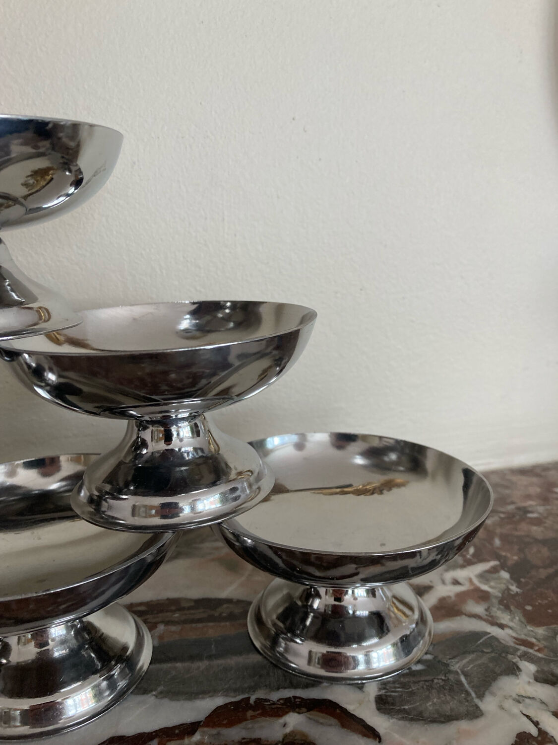 6 stainless steel ice cream bowls