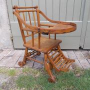 Ancienne chaise haute pour enfant Luterma