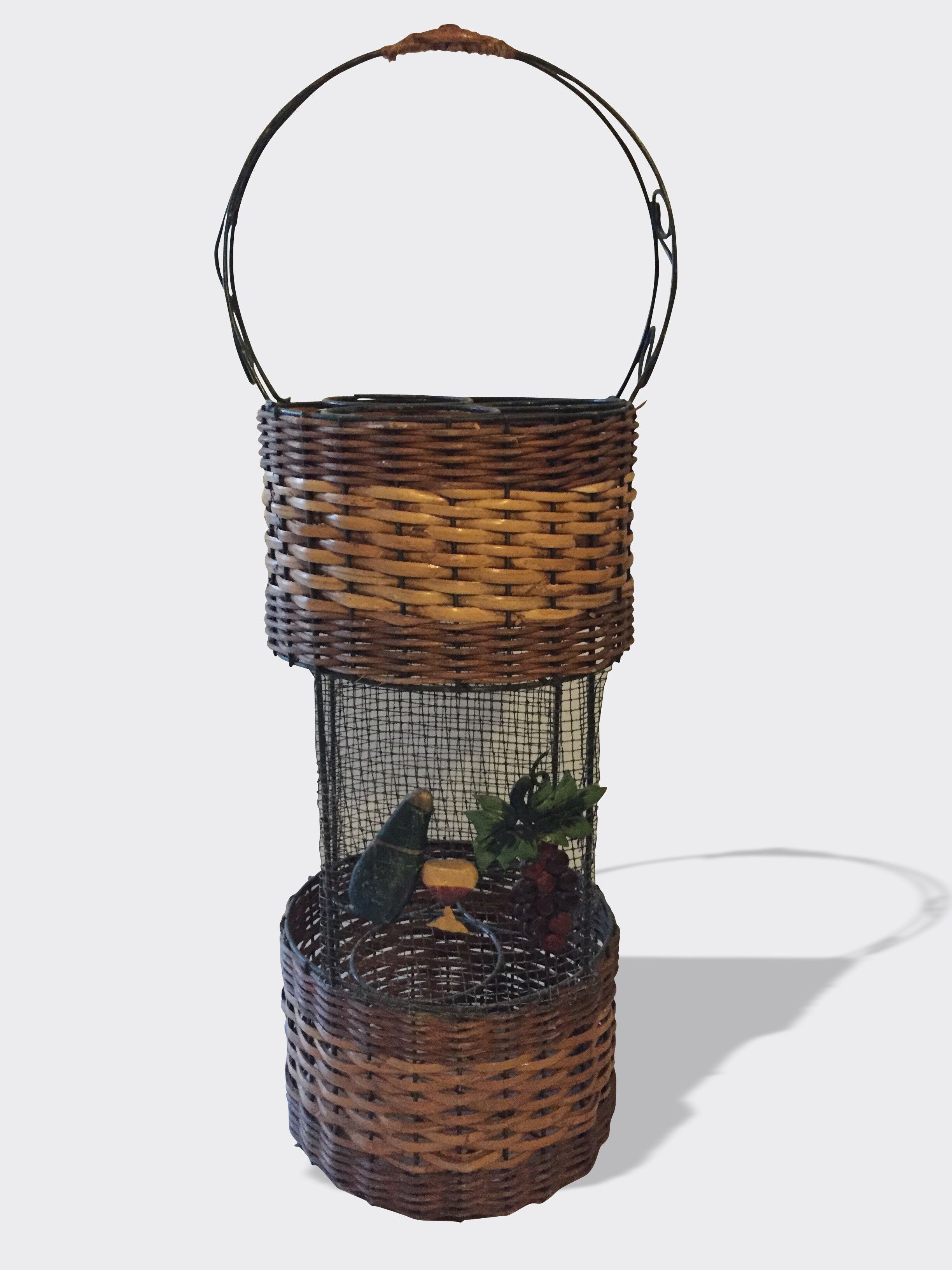 Basket bottle holders