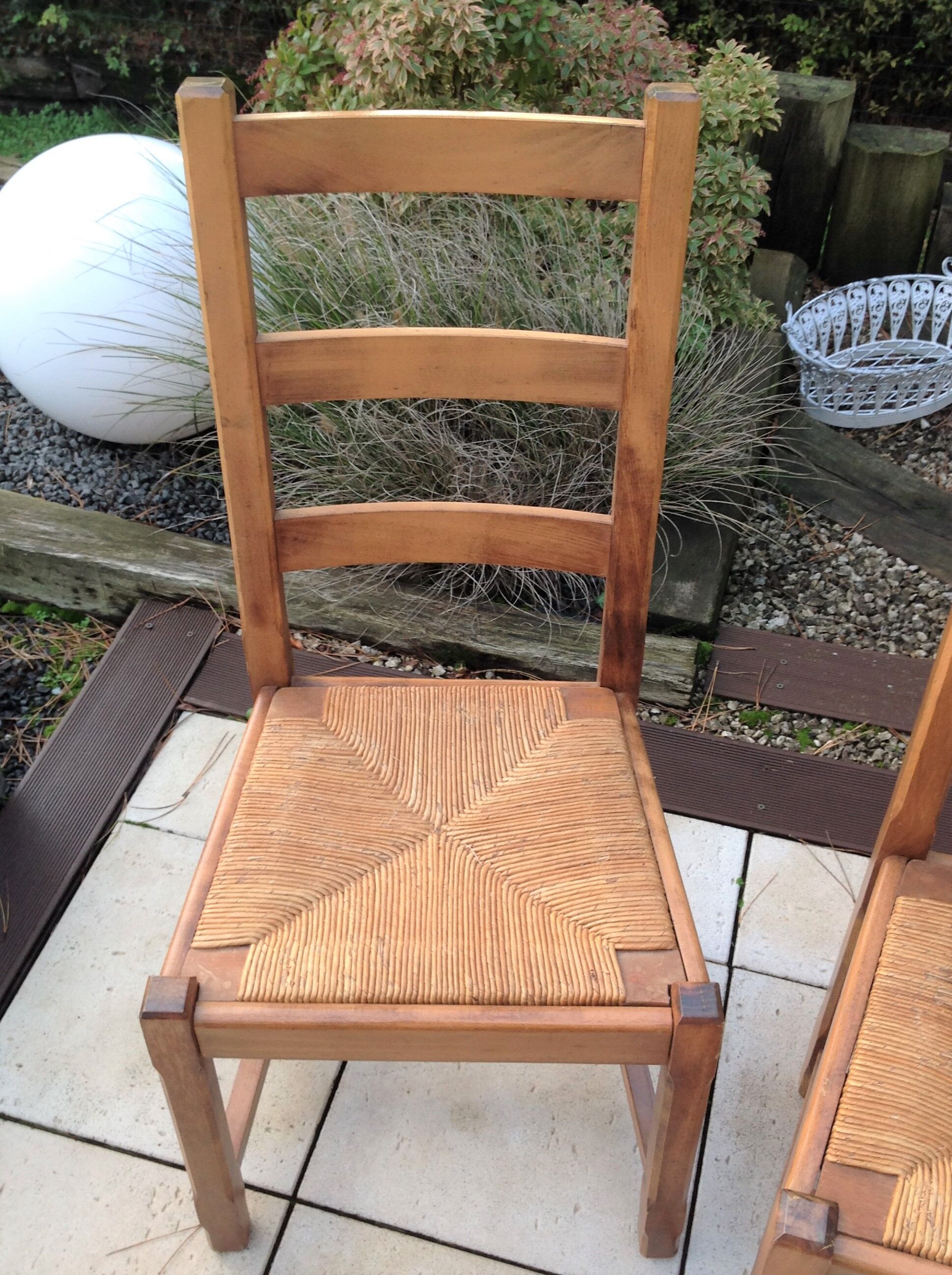 Pair of mulched / vintage chairs 60s-70s