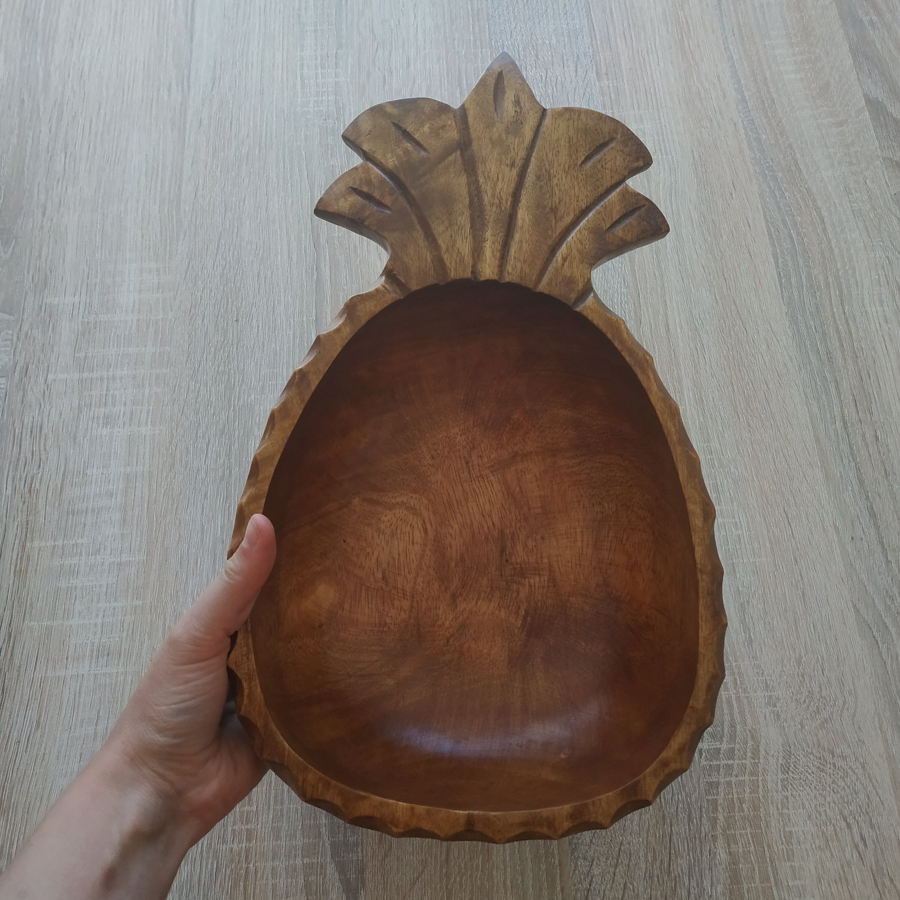 Carved wooden pineapple bowl