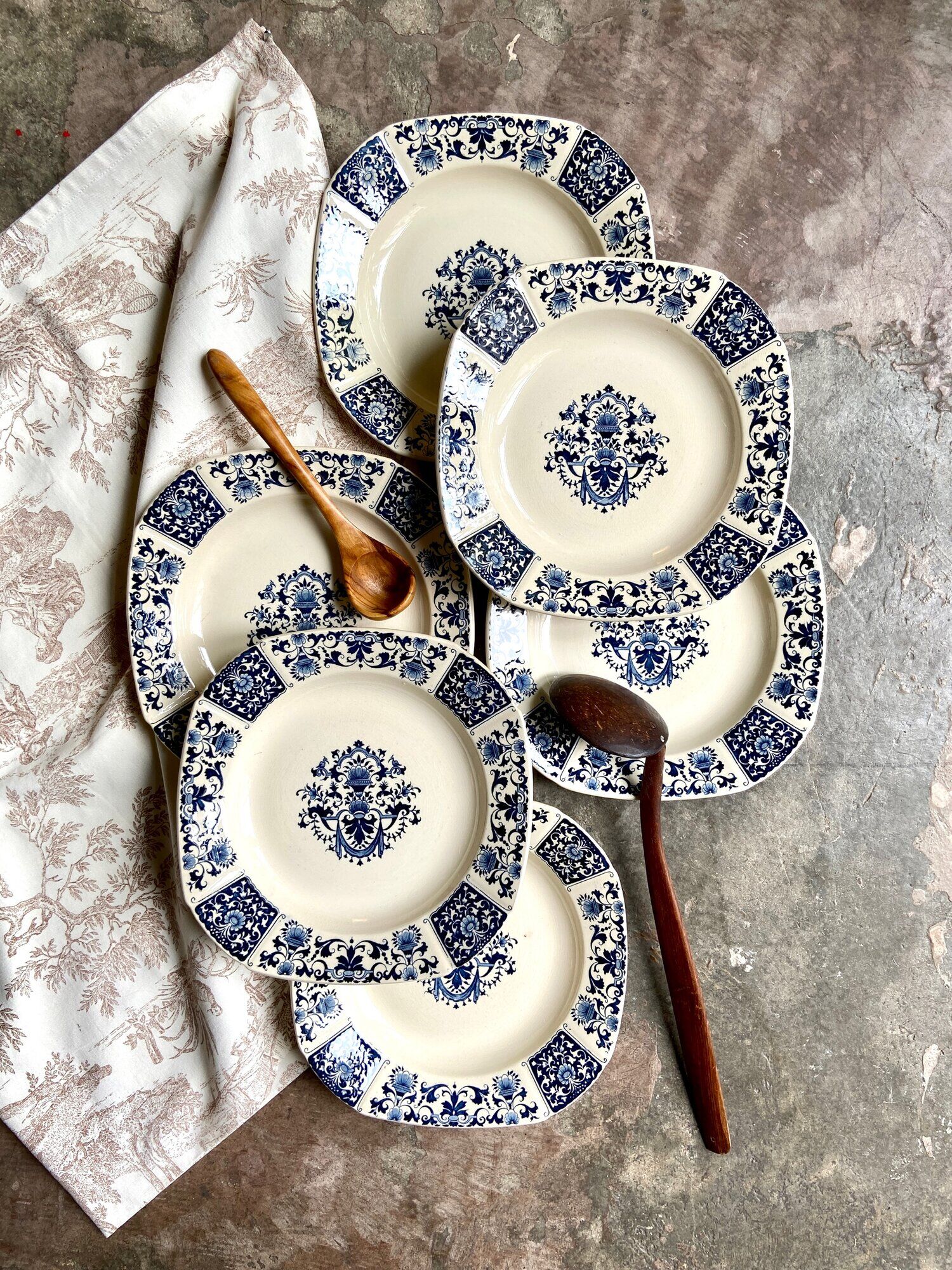 6 Gien hollow plates in iron earth, service "Blue Ibis" late nineteenth century
