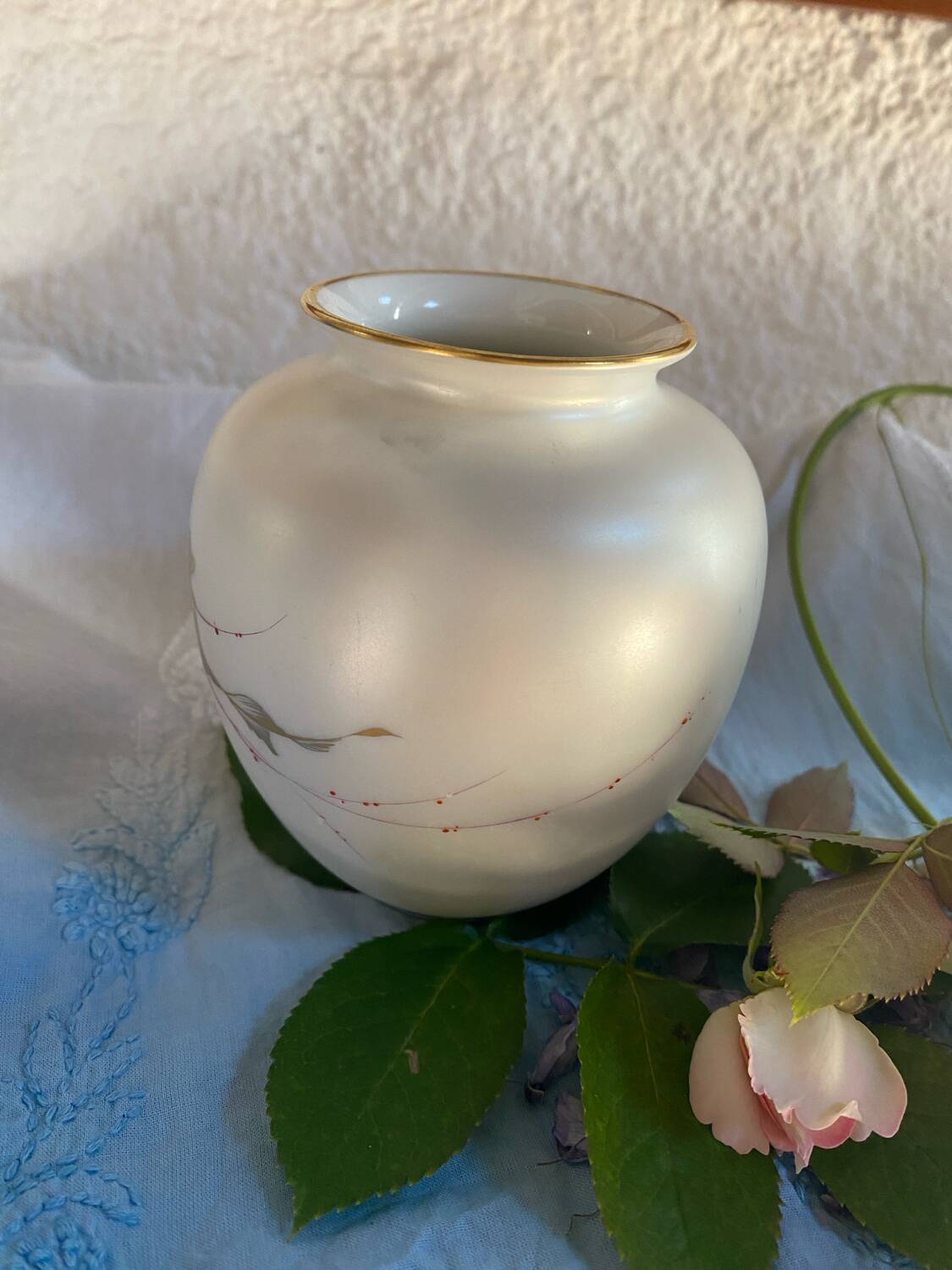 Hand-painted pearlescent porcelain vase