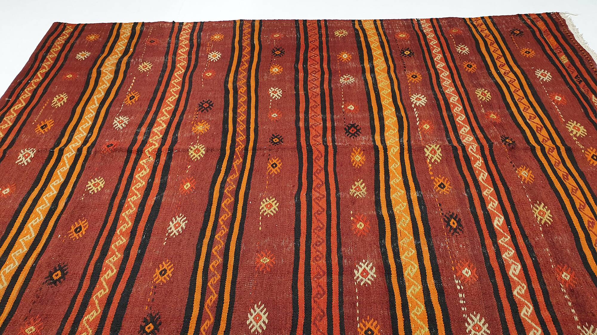 Turkish kilim rug, 227x173 cm, MYK-873
