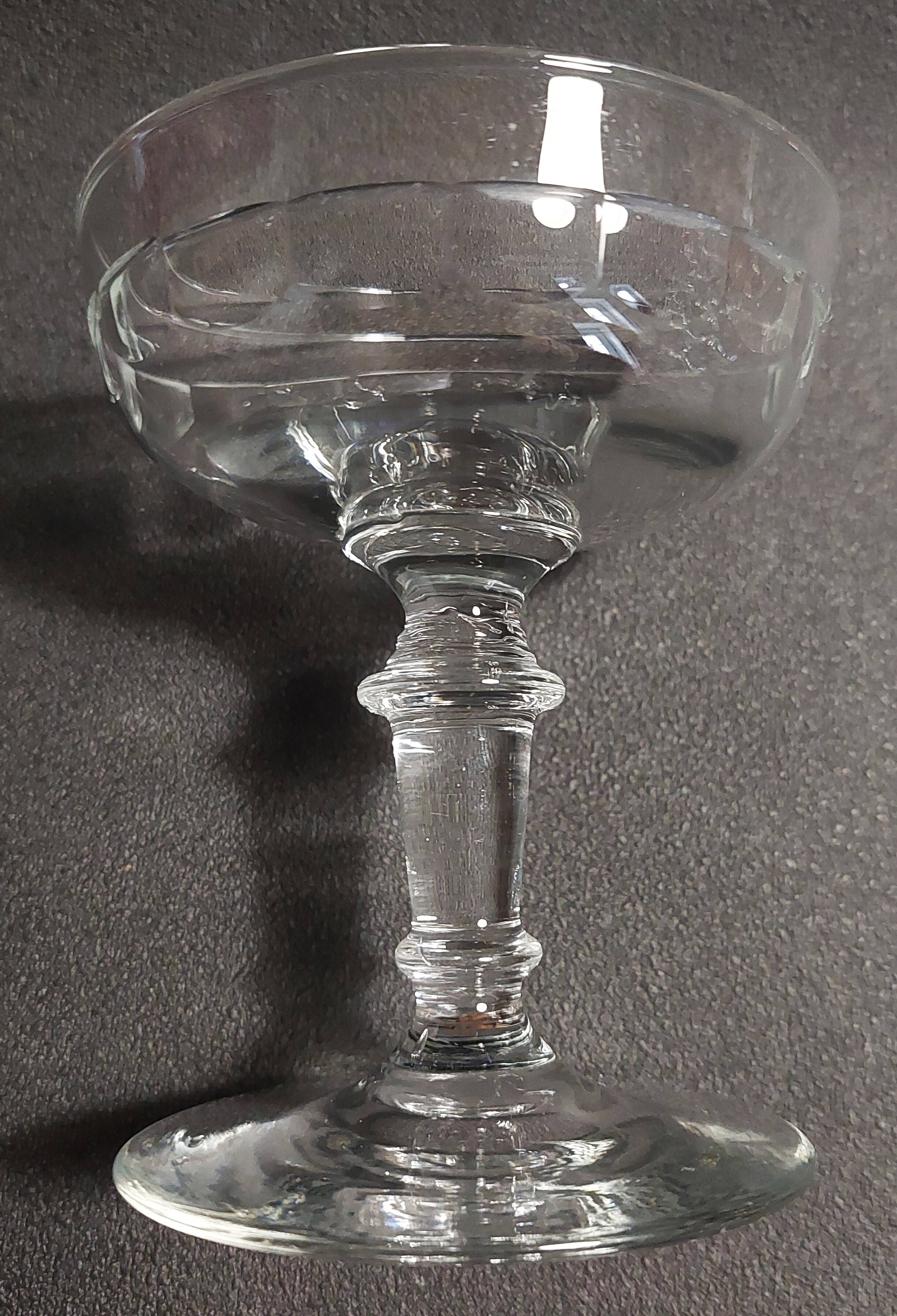 Coupes à champagne en verre Meisenthal modèle Mirabeau série de dix