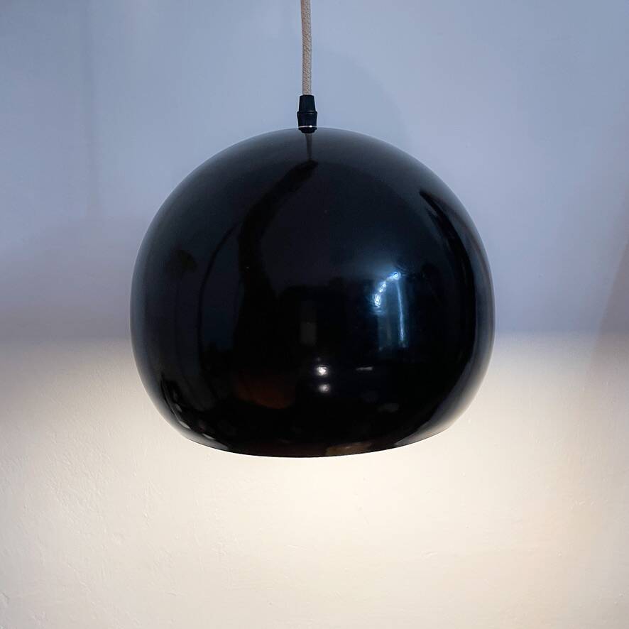Suspension boule en métal