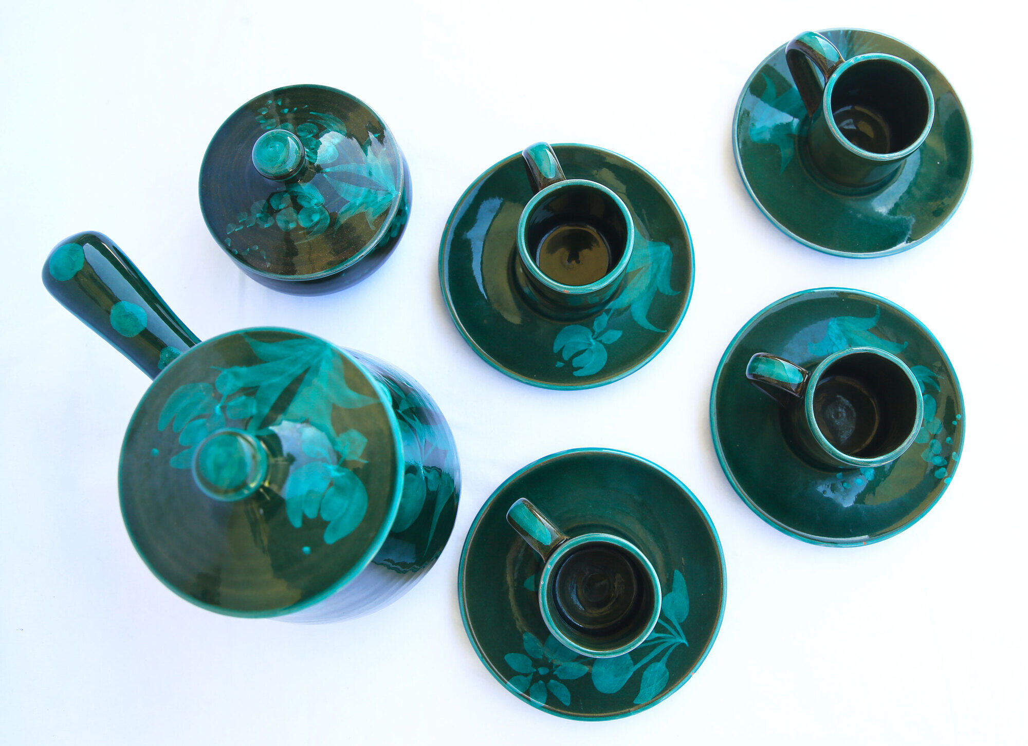 Teapot or chocolatier, its sugar bowl and its 4 cups of Italian ceramic Cerasarda