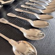 Vintage Ercuis cutlery set of 37 pieces, Chinon model.