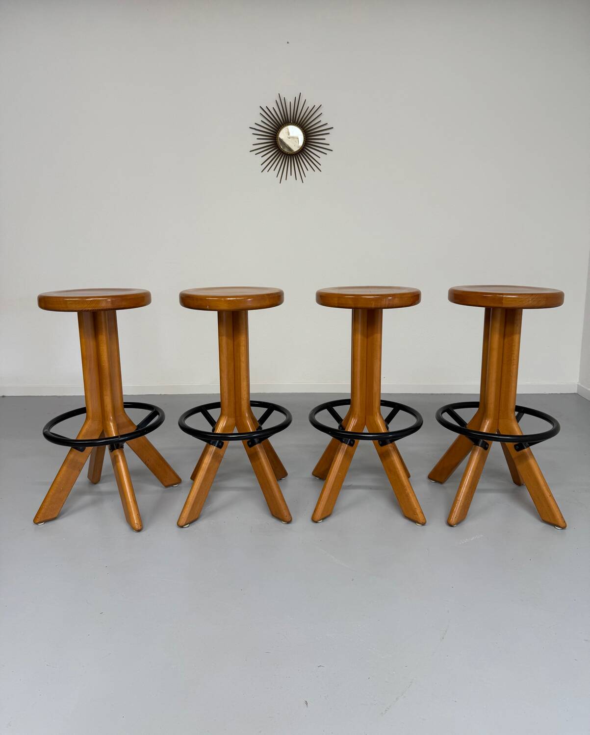 Set of 4 solid elm wood bar stools, vintage 70s design