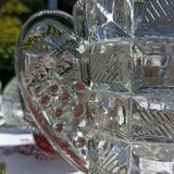 Art Deco bee-shaped vase in thick crystal