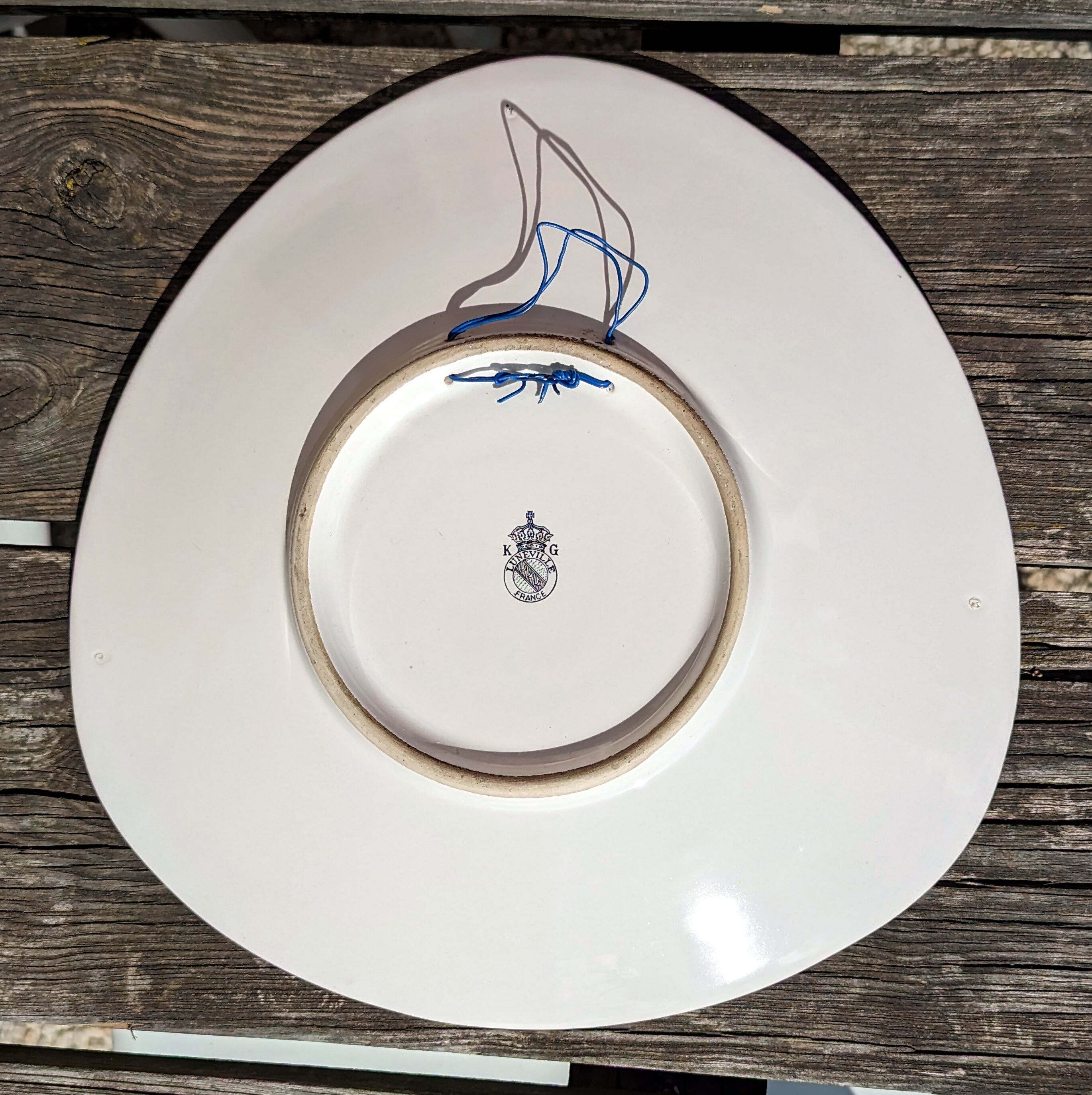 Plate, Wall lamp - Keller & Guérin Luneville - Earthenware - Alsace / Harvest / Riquewihr
