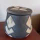 Pot couvert Art Deco signé