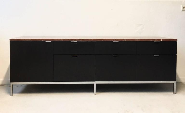 Row with refrigerator and on marble to Florence Knoll 1961