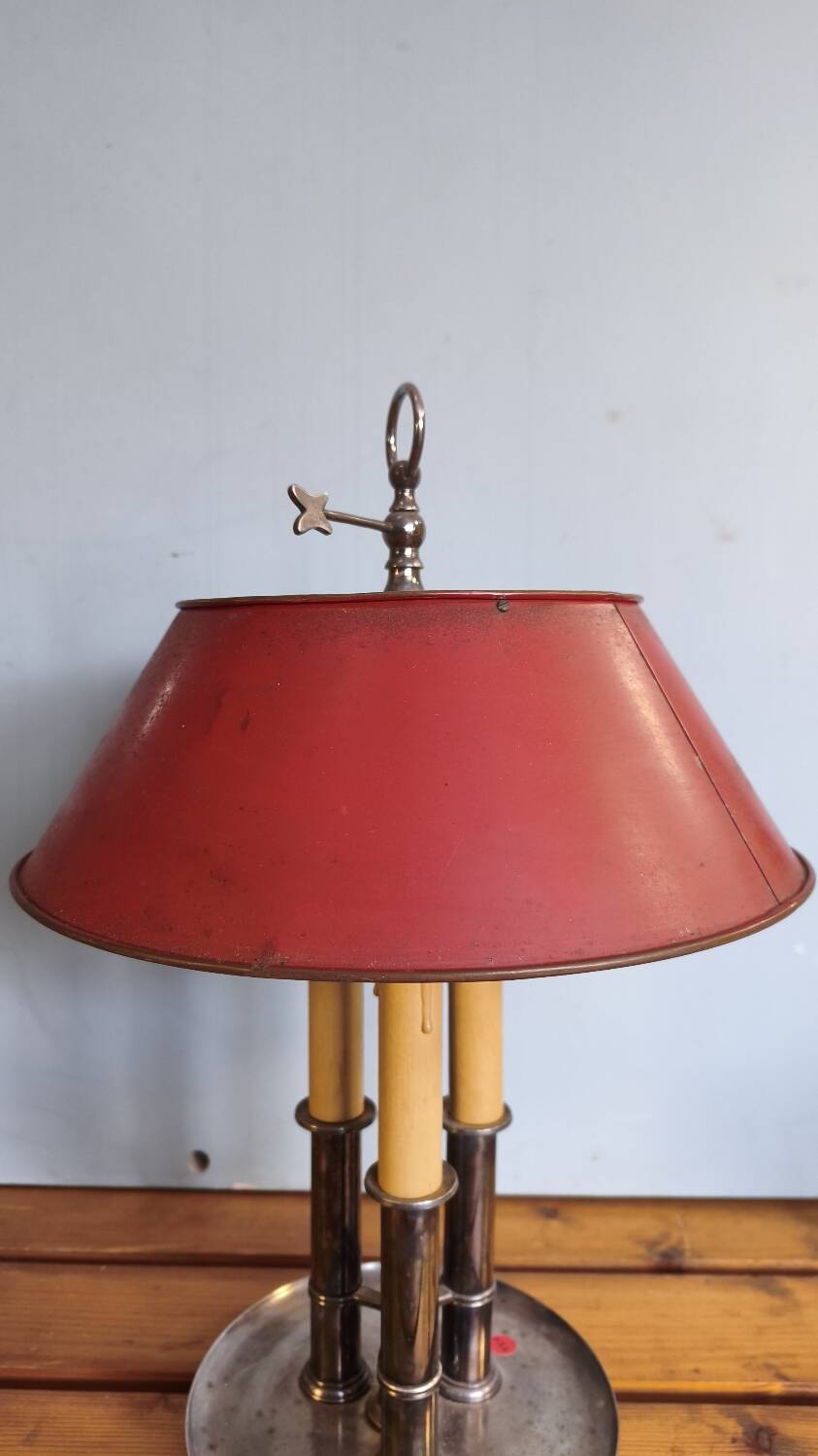 Empire-style three-light bouillotte lamp