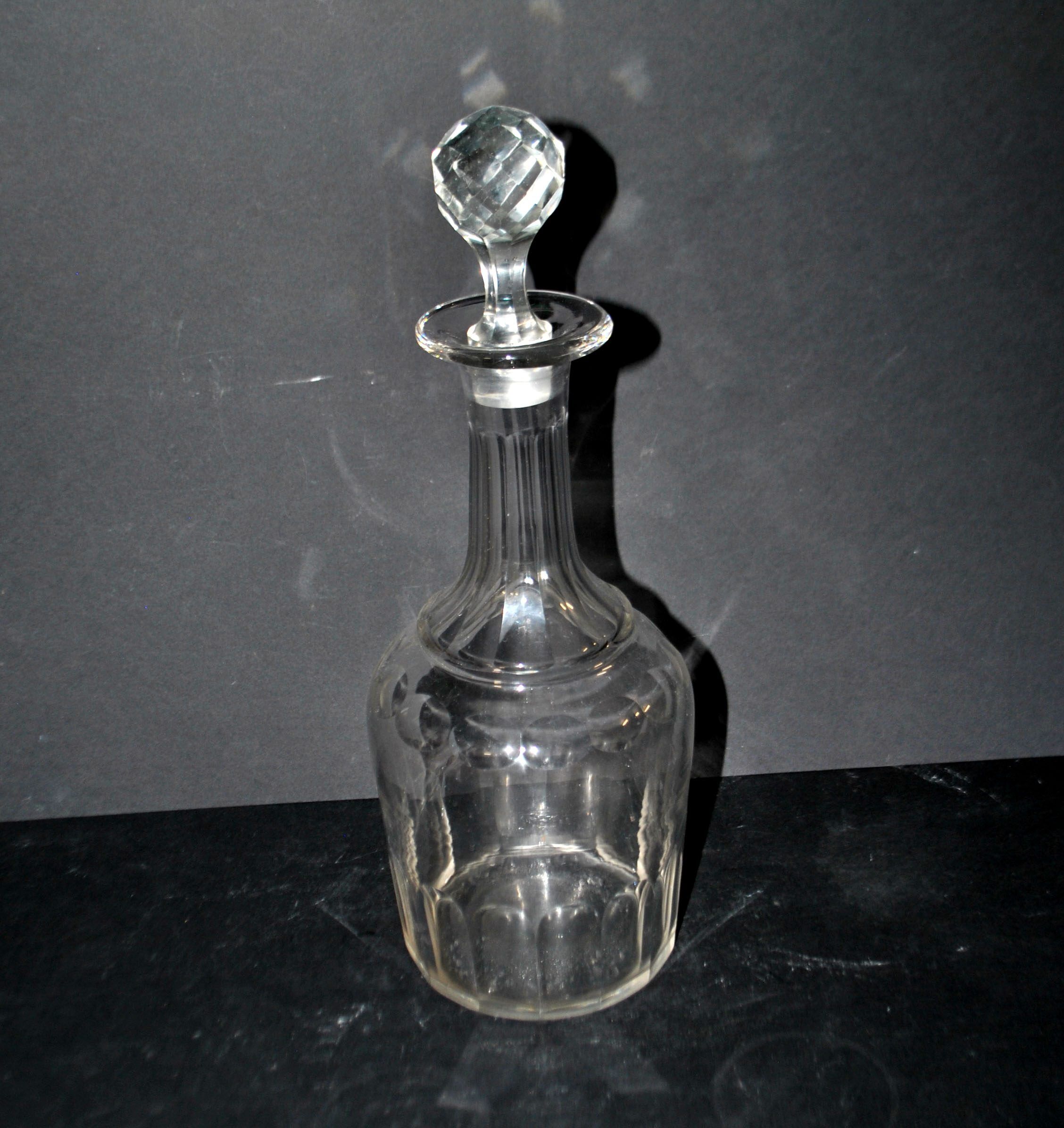 Vintage bistro carafe in cut glass with flat ribs H33cm