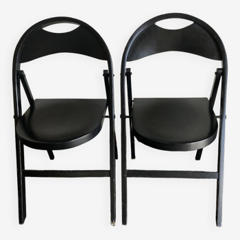 Pair of Thonet 751 Bahaus folding chairs in bentwood