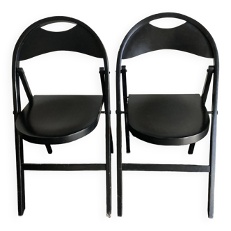 Pair of Thonet 751 Bahaus folding chairs in bentwood